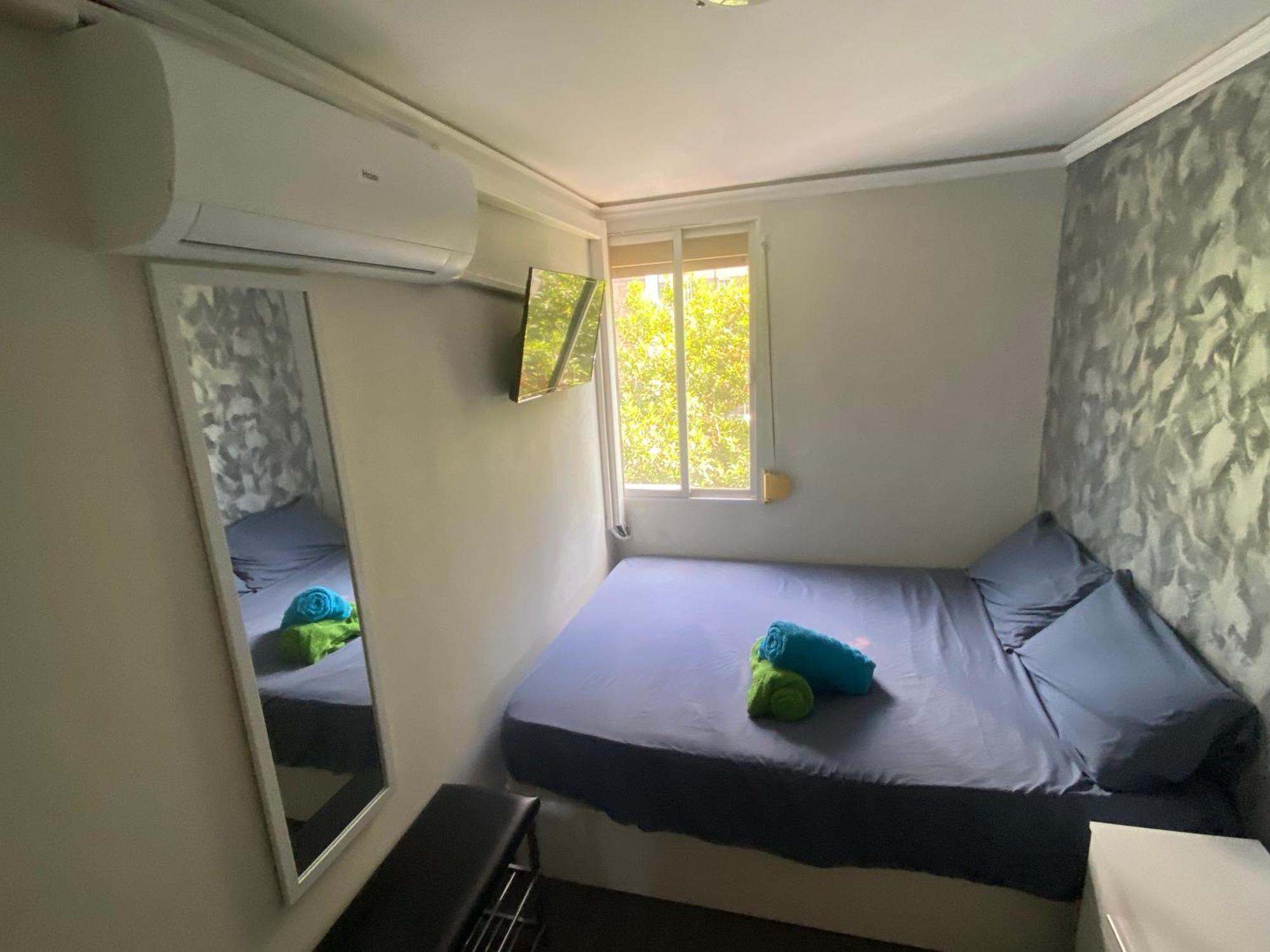 Habitaciones Cerca Del Centro De Barcelona, Barceloneta, Aeropuerto Y Fira L'Hospitalet de Llobregat Eksteriør bilde