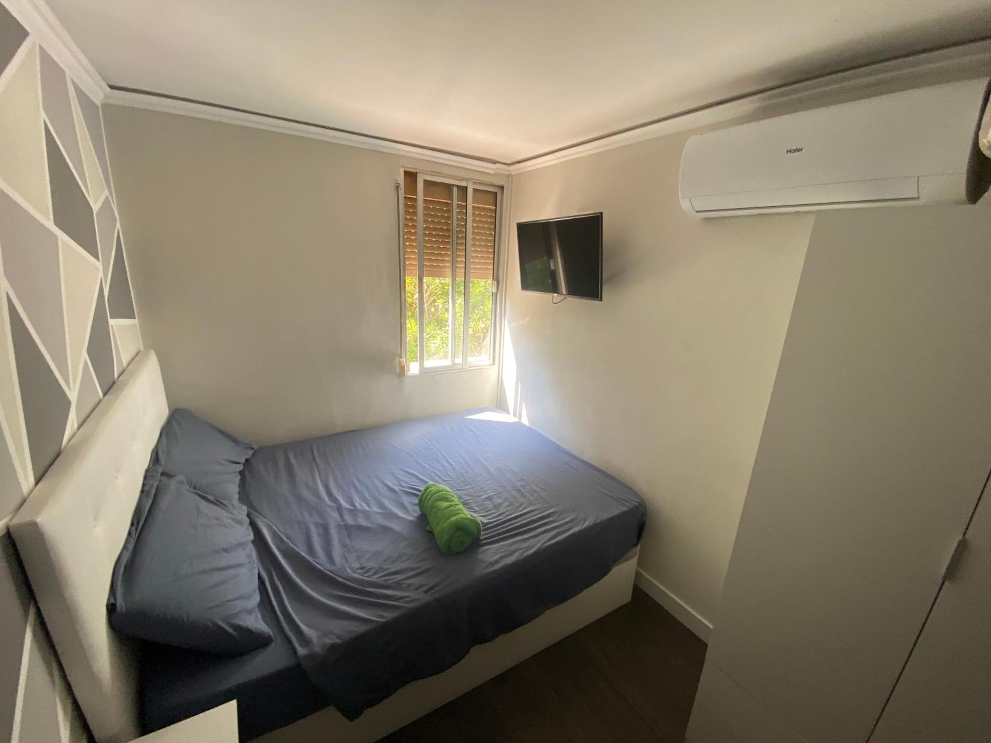 Habitaciones Cerca Del Centro De Barcelona, Barceloneta, Aeropuerto Y Fira L'Hospitalet de Llobregat Eksteriør bilde