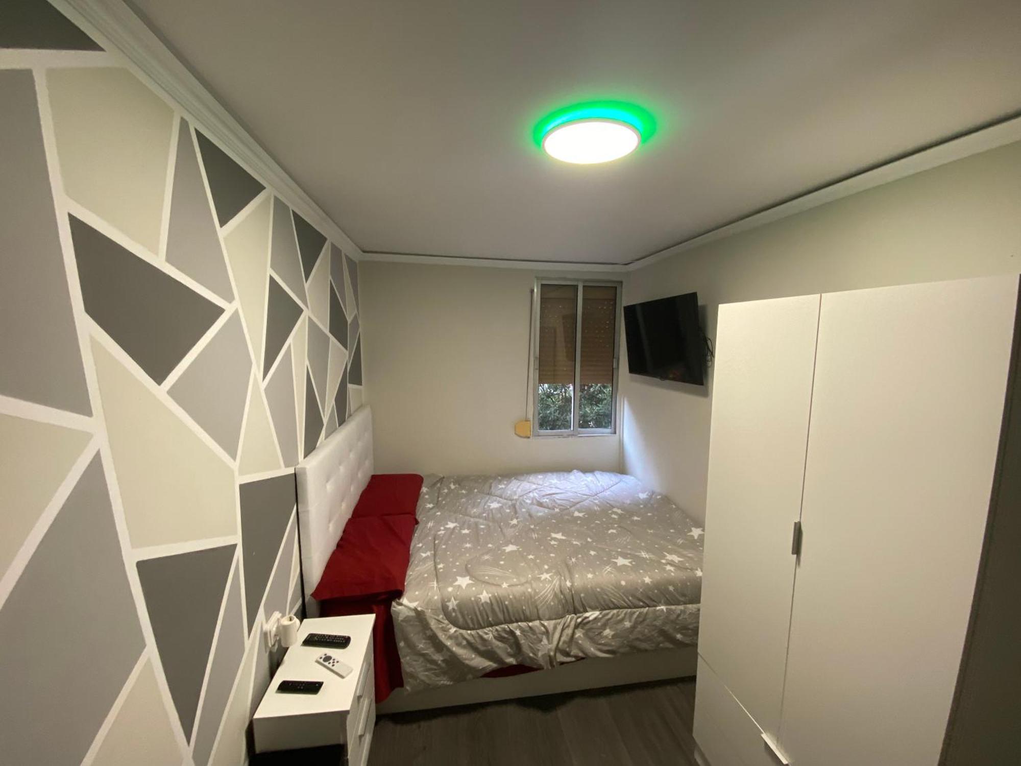 Habitaciones Cerca Del Centro De Barcelona, Barceloneta, Aeropuerto Y Fira L'Hospitalet de Llobregat Rom bilde
